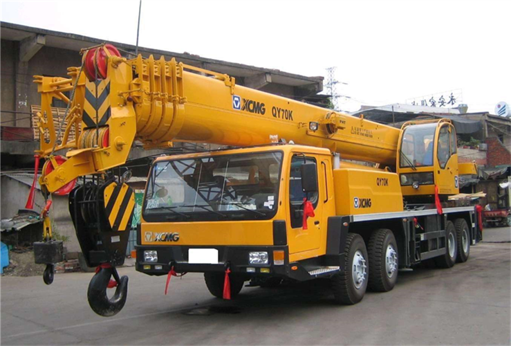 山阳区吊车出租选择重点